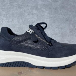 Caprice Sneakers
